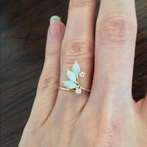 Gold opal diamond ring sz 5